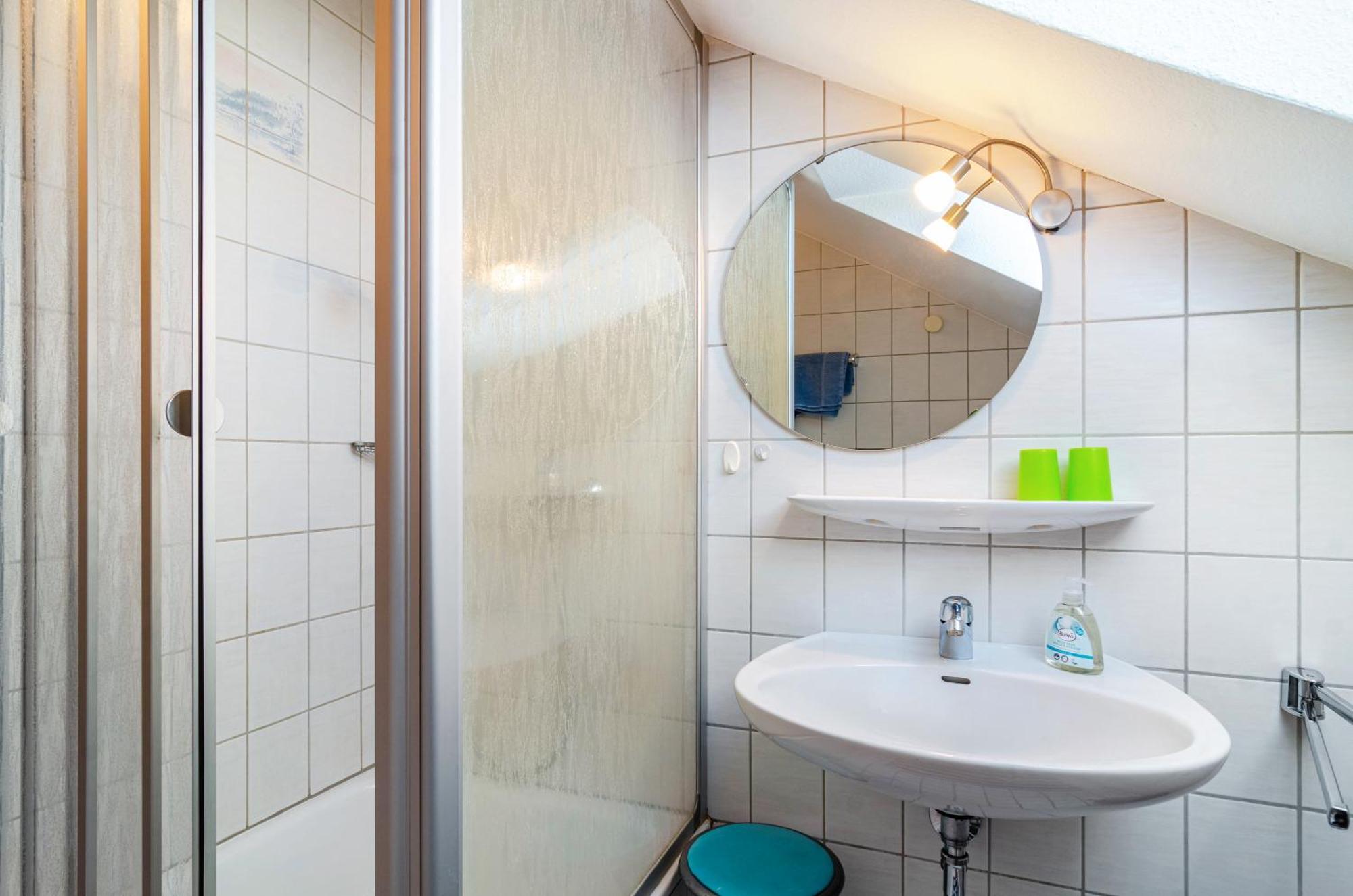 Vronis Ferienwohnungen Muhlingen Esterno foto