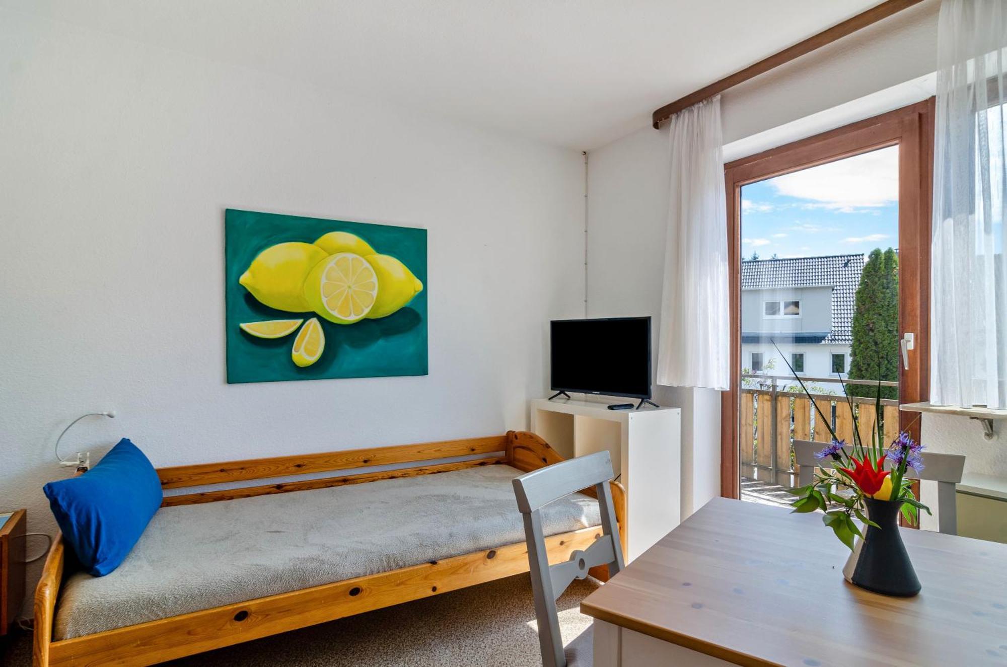 Vronis Ferienwohnungen Muhlingen Esterno foto