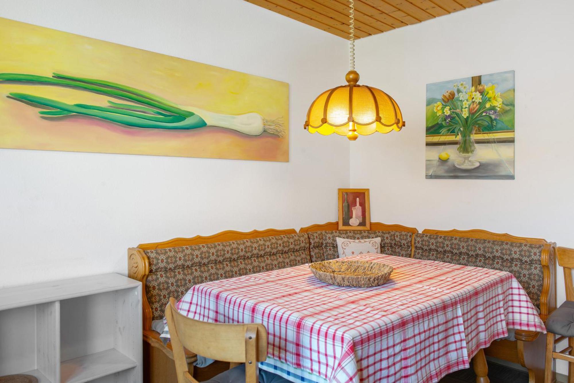Vronis Ferienwohnungen Muhlingen Esterno foto
